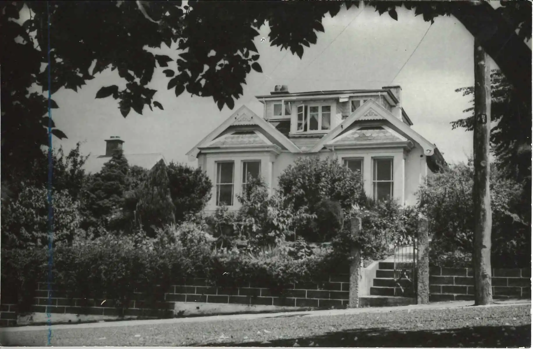 Photograph of the Reed home in Granville Terrace, Belleknowes, 1920s.