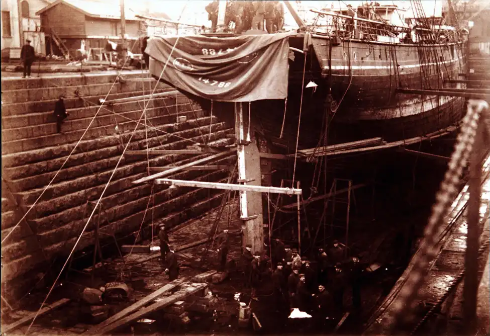 Photographs (copies). The <i>Aurora</i> in the Port Chalmers dock. Photographer: David Alexander De Maus, 14 September 1916; two of two.