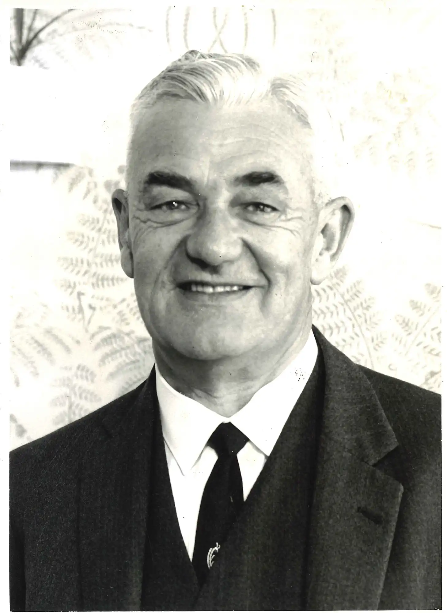 Portrait of A.W. Reed, 1970s (Francis Victor Studios, Wellington).